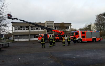 News #2022/02: Start der Drehleiterausbildung